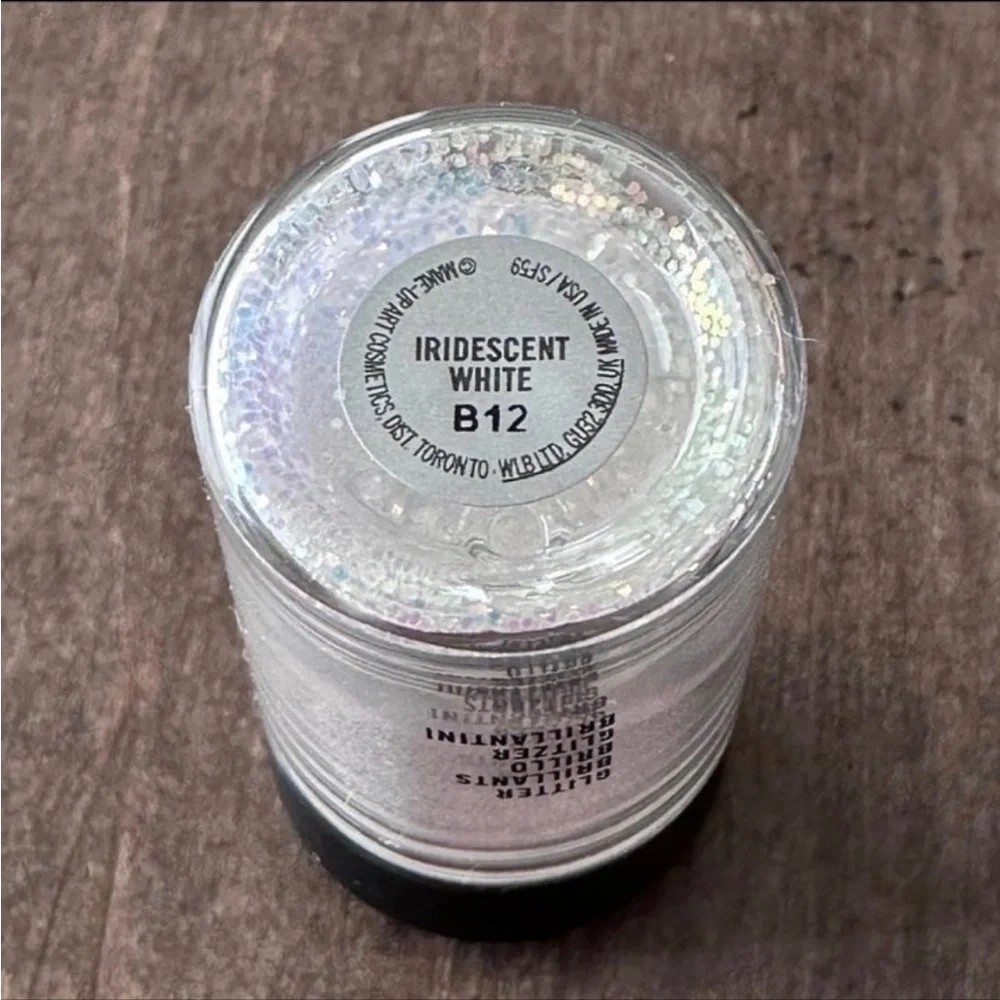 MAC Cosmetics Iridescent White Glitter Brilliants
